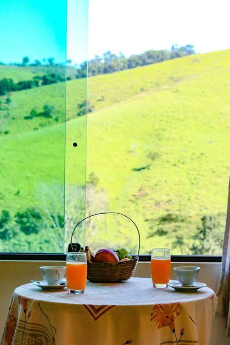 Recanto Dos Beija Flores, Chale Lantana C Monte Alegre do Sul Kültér fotó